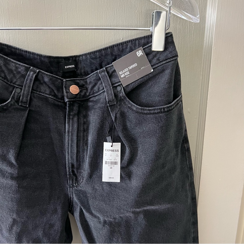 Express relaxed tapered mid rise jeans - Picture 2 of 2